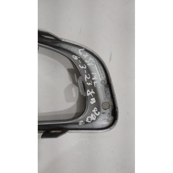 Moldura Farol Milha Esquerdo Peugeot 2008 2015/17 Original Prateado