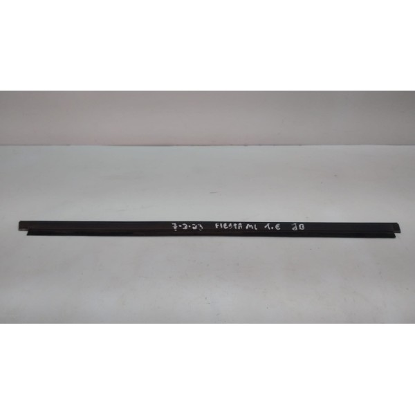 Pestana Externa Traseira Esquerda Fiesta