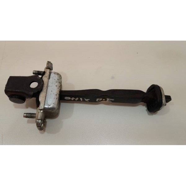 Limitador De Porta Gm Onix Dianteira Esquerda