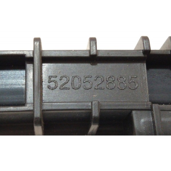 Trilho Guia Vidro Porta Traseira Direita Argo / Cronos