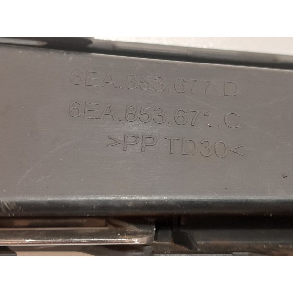 Moldura Inferior Do Parachoque Polo 2017 Dianteiro Direito  Preto