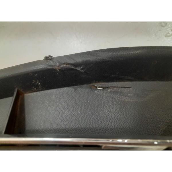 Moldura Inferior Do Parachoque Polo 2017 Dianteiro Direito  Preto