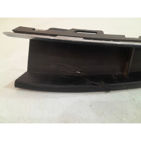 Moldura Inferior Do Parachoque Polo 2017 Dianteiro Direito  Preto