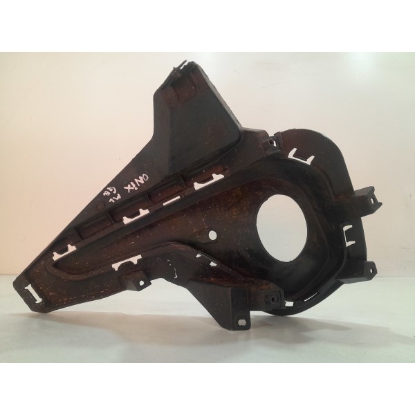 Farol De Milha Onix Plus Lado Esquerdo (26305041)