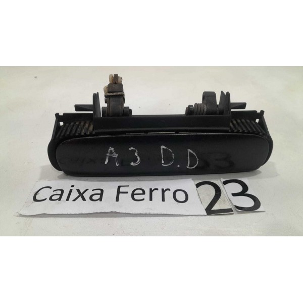 Maçaneta Externa Dianteira Direita  A3