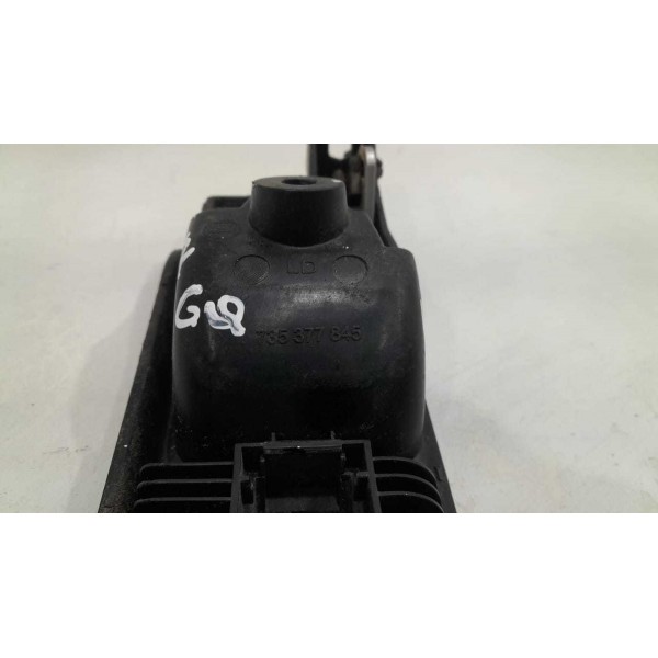 Moldura Maçaneta De Vidro Dianteiro Direito Fiat Idea