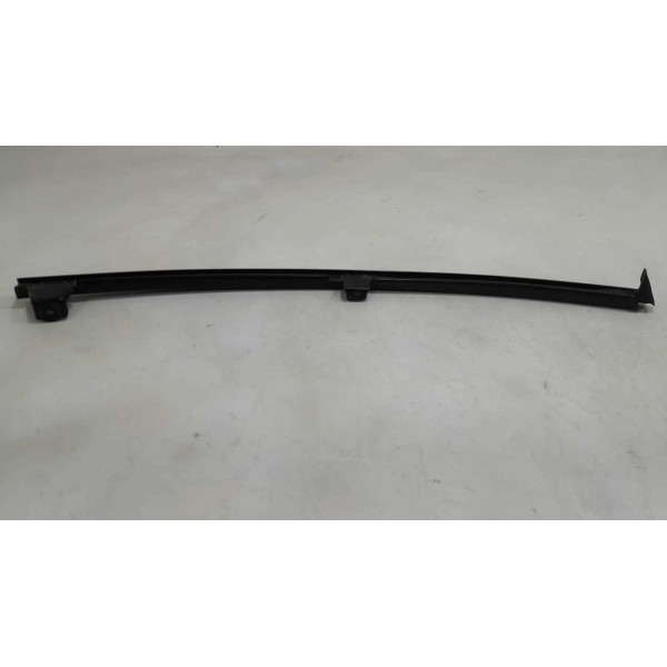 Canaleta Porta Traseira Esquerda Corolla 2017