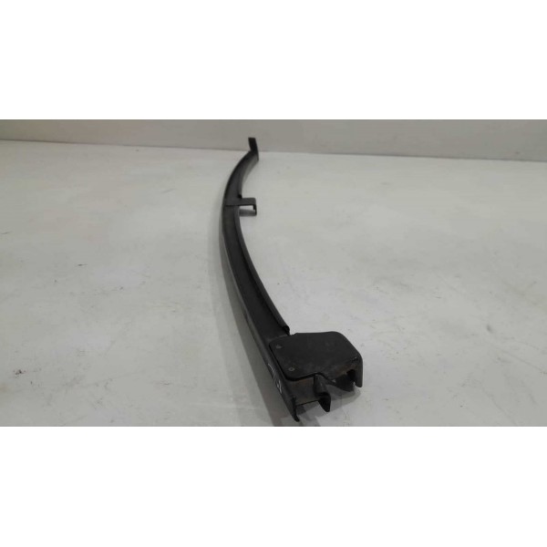 Canaleta Porta Traseira Esquerda Corolla 2017