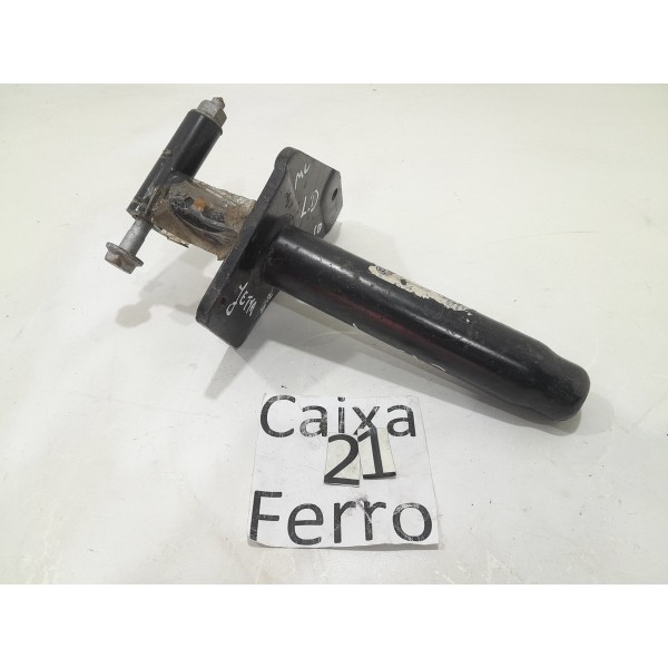 Suporte Amortecedor Jetta Traseiro Direito 1j5807336a