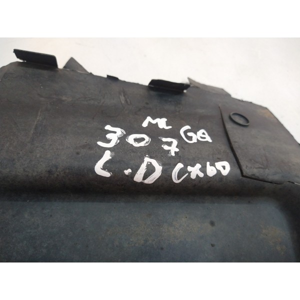 Defletor Do Radiador Peugeot 307 1.6 9653433880