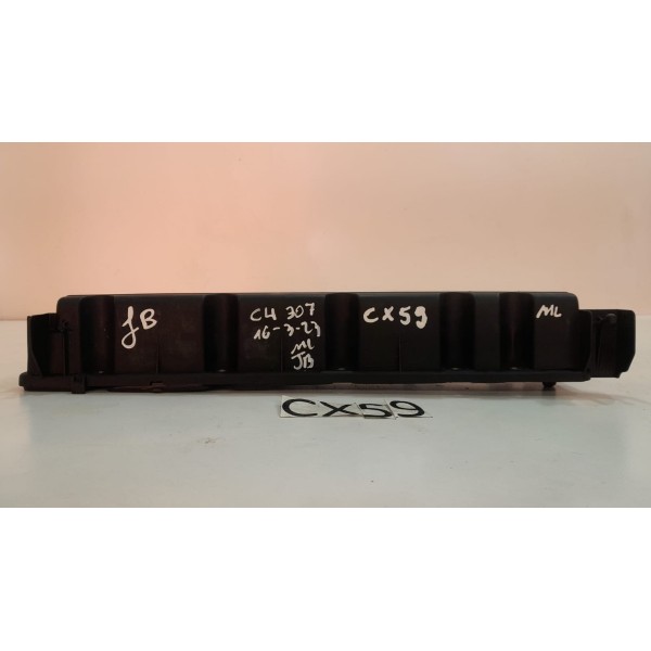 Tampa De Valvula Peugeot 307 308 407 Citroen C4 C8 2.0 16v