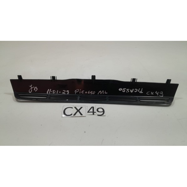 Acabamento Central Churrasqueira Do Parabrisa Xsara Picasso Preto