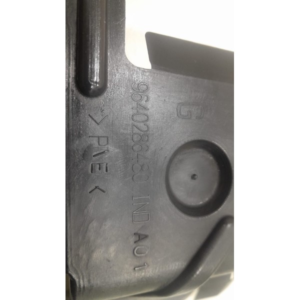 Defletor Acabamento L/esquerdo Radiador Citroen Xsara Picass