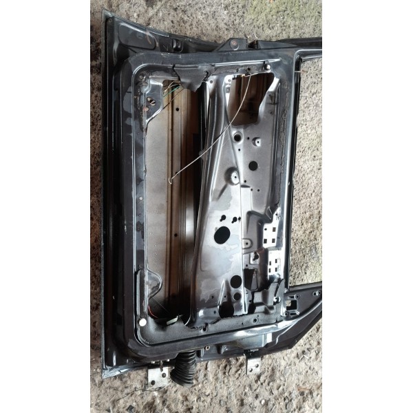 Porta Dianteira Esquerda Golf 97/99 (apenas Lata) Preto