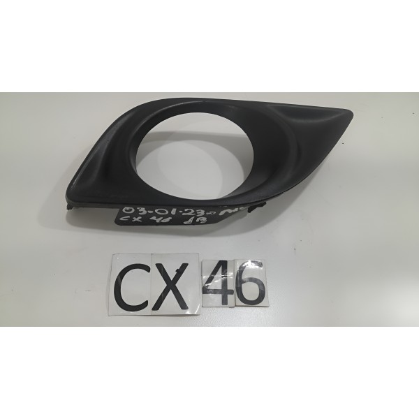 Moldura Direita Farol De Milha Versa 2011 A 2015 -622563ba5a - Preto