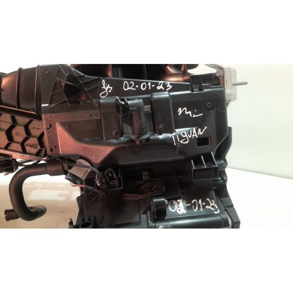 Caixa Ar Forçado Vw Tiguan 1.4 2017 Original 5n1820003ab