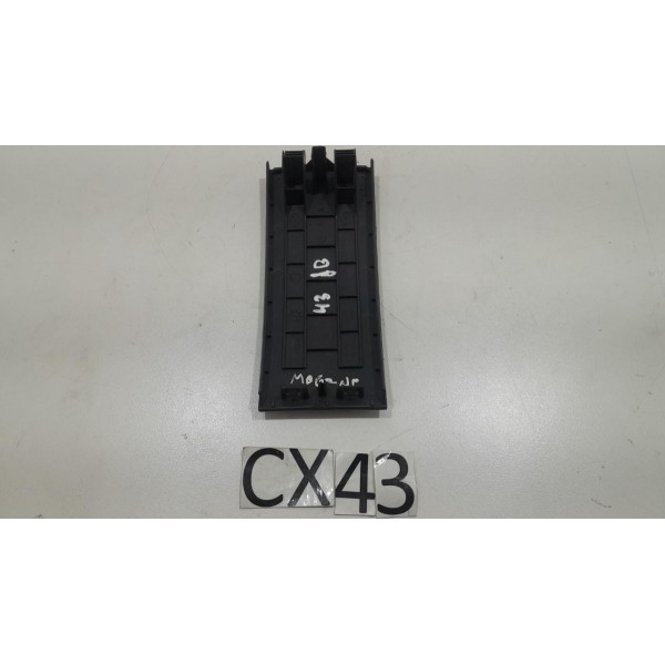 Tampa Acabamento Coluna Direçao Megane 2009 8200079101