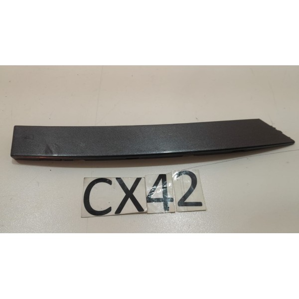 Acabamento Lateral Traseiro Esquerdo Citroen C4 9654926977a