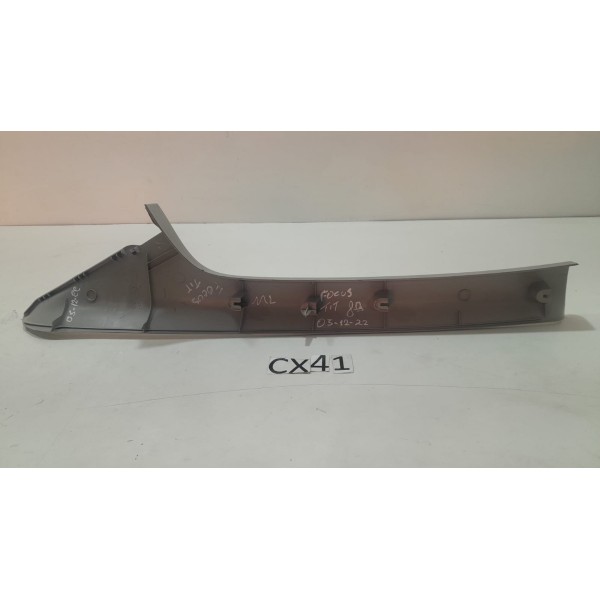 Acab Coluna Direita Parabrisa Focus 2009/2013 4m51a03198-ajw