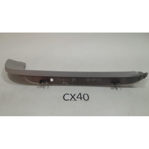 Acabamento Lateral D Vidro Vigia Focus Hatch 2008-2013 Usado