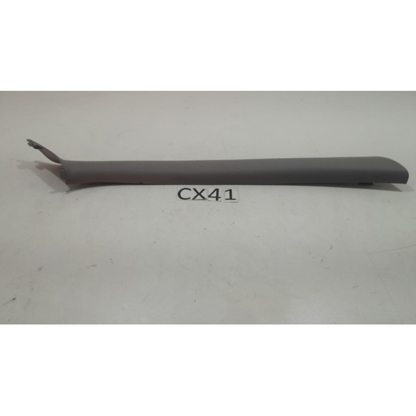 Acabamento Coluna Parabrisa Lado Direito Sandero 8200529801