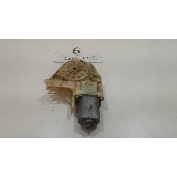 Motor Máquina Vidro Traseira Direita Vw Polo 2006 0536011001