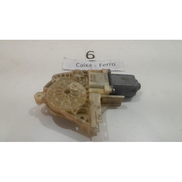 Motor Máquina Vidro Traseira Direita Vw Polo 2006 0536011001