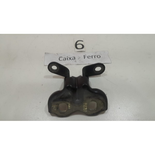 Dobradiça Porta Dianteira Esquerda Gm Cobalt 2017 2018 2019