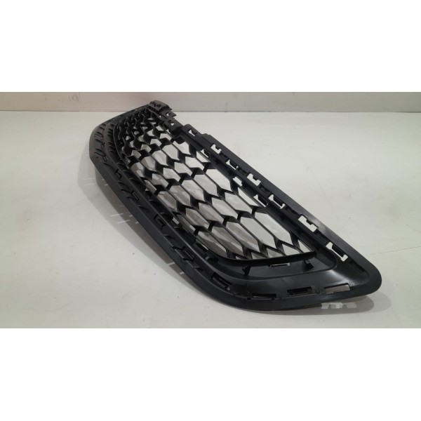 Grade Frontal Inferior Cobalt Preta S/friso 11/15  Preto