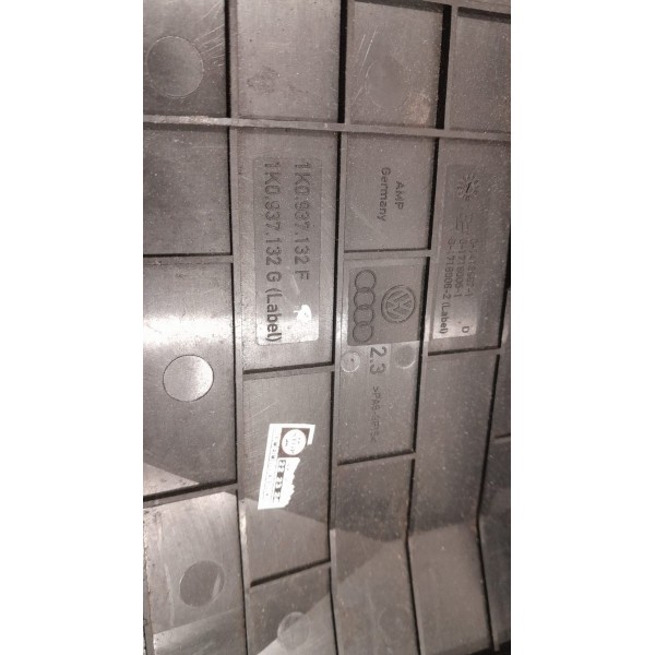 Tampa Caixa De Fusível Vw Jetta Tiguan Audi Q3/ 1k0937132