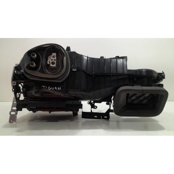 Caixa De Ventilação Volkswagen Tiguan 250 Tsi 1.4 S/ Motor