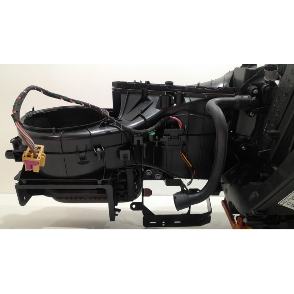 Caixa De Ventilação Volkswagen Tiguan 250 Tsi 1.4 S/ Motor