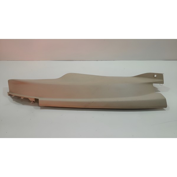 Acabamento Porta Malas Direito Tiguan  5n0867766  Bege