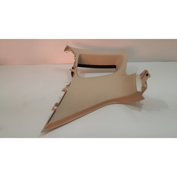 Acabamento Do Vidro Traseiro Esquerdo Tiguan 5n0867288 Bege