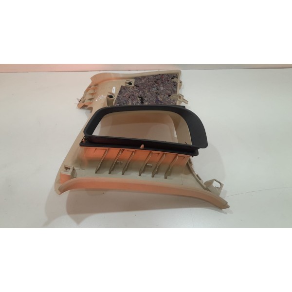 Acabamento Do Vidro Traseiro Esquerdo Tiguan 5n0867287 Bege