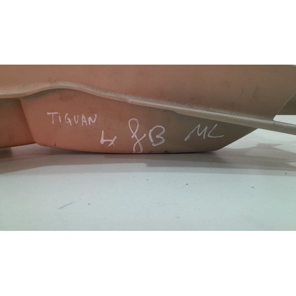 Soleira Porta Traseira Dir Volkswagen Tiguan 2017 Bege