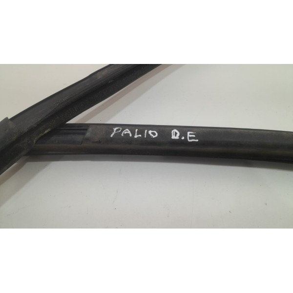 Guarnição Porta Dianteira Direita Do Palio Siena 4 Portas