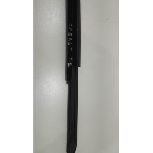 Canaleta Da Porta Traseira Esquerda Cobalt