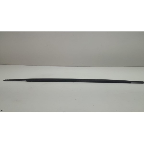 Canaleta Da Porta Traseira Esquerda Cobalt