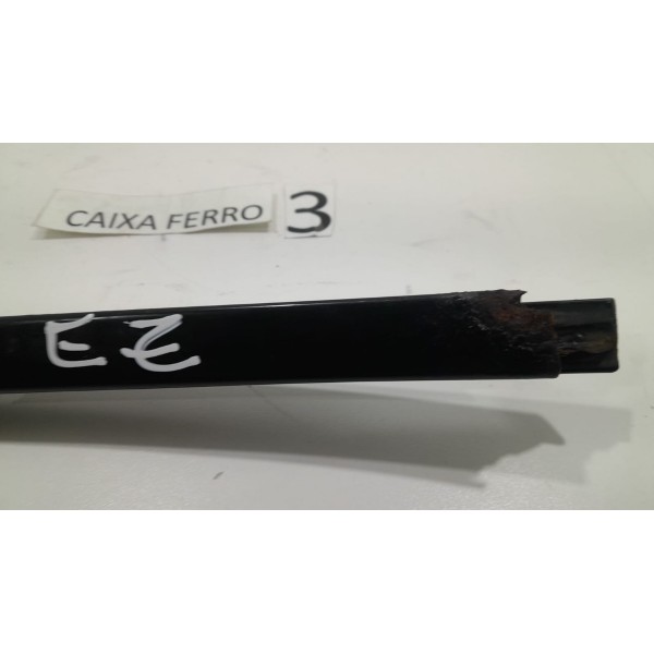 Guia Vidro Porta Traseira Esquerda Ford Fusion 2.5 2011