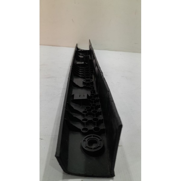 Aplique Superior Caçamba Direita Strada Adv 1.8 2016 Detalhe