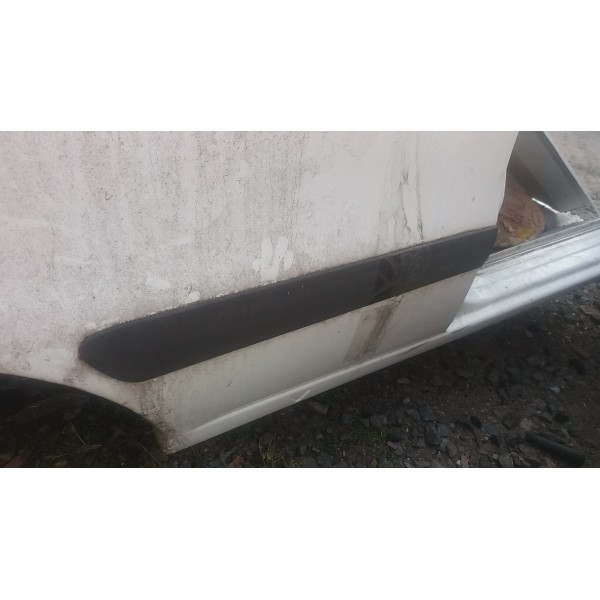 Friso Lateral Direito Palio 2 Portas Celebration Preto