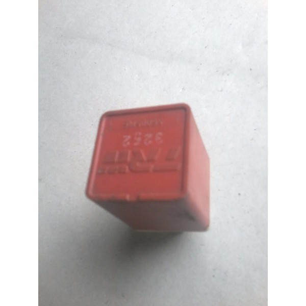 Rele Desembacador Vidro Cherokee 5.2 95 56005146 Trw