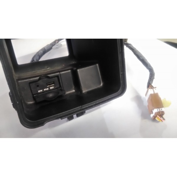 Modulo Auxiliar Usb Console Elantra 2013 C/conector