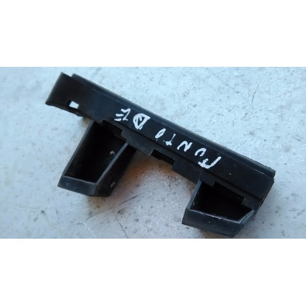 Guia Vidro Porta Dianteira Esquerda Punto