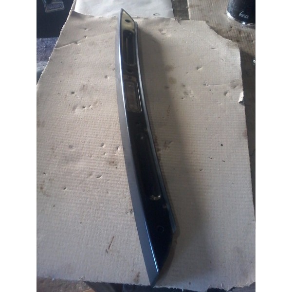 Friso Acabamento Tampa Traseira Fiesta Hatch 03-07 Preto