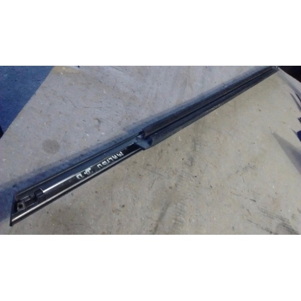 Pestana Externa Friso Malibu Diant Direito Cromado