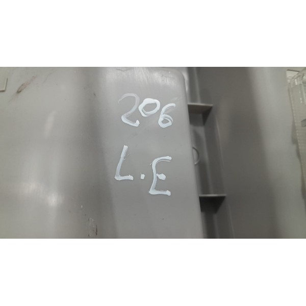 Suporte Tampão Porta Malas Esquerdo Peugeot 206 9625053877