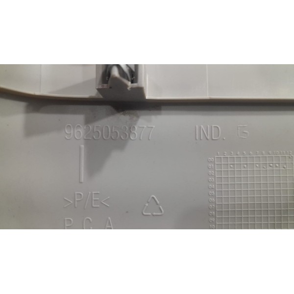 Suporte Tampão Porta Malas Esquerdo Peugeot 206 9625053877