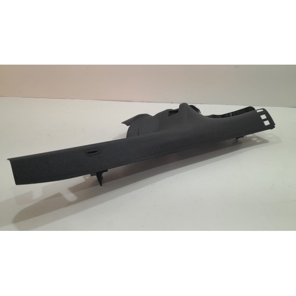 Moldura Coluna Tras Dir Chevrolet Onix 15 Original 52046610